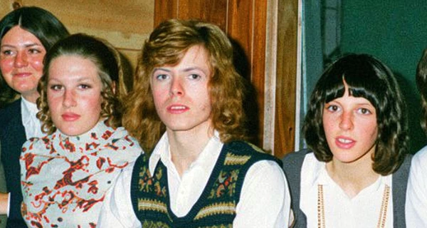 В Англии мужчина нашел на чердаке фото Дэвида Боуи 1970 года