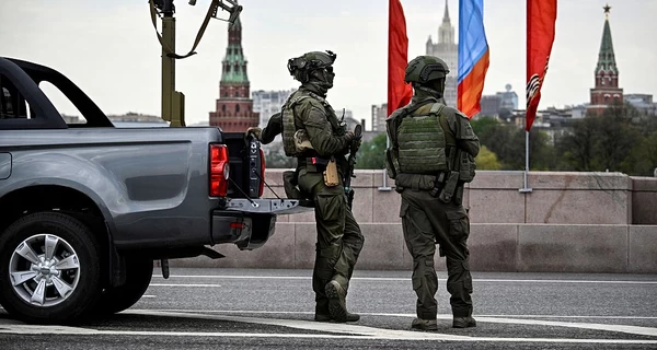Віталій Кулик: Недолугий парад без техніки 9 травня - це меседж про страх Путіна