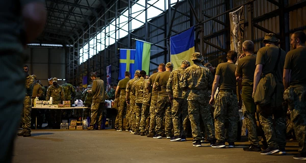 Центр рекрутингу іноземців в Україні: навіщо його створюють і як це працюватиме 