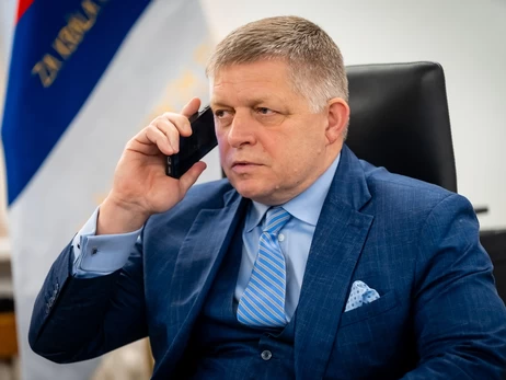 Фіцо летить до Москви через чотири країни із посланням від Зеленського, — ЗМІ