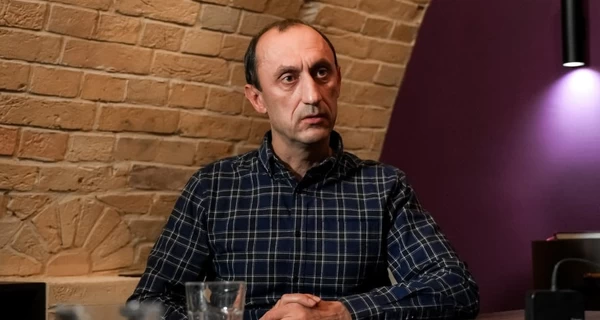 Розвідник Роман Червінський може повернутися на службу до ЗСУ, але при цьому залишається під нічним арештом 