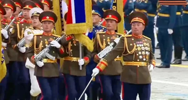 Парад в Москві - без інтернету, військової техніки, але з північнокорейськими солдатами