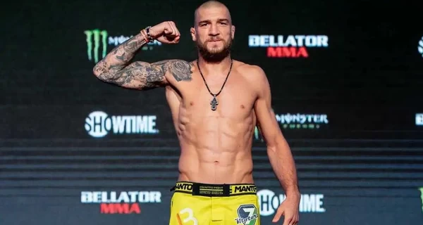 Украинец Ярослав Амосов одержал вторую победу в UFC