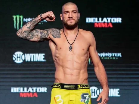 Украинец Ярослав Амосов одержал вторую победу в UFC