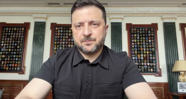 Россия воздерживается от массированных атак, но на фронте тишины нет, — Зеленский о перемирии