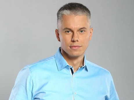 Телеведучий Андрій Доманський отримав паспорт РФ та працює в підсанкційному банку, — ЗМІ