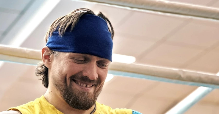 Усик повеселив мережу запальним танком напередодні бою з Верховеном 