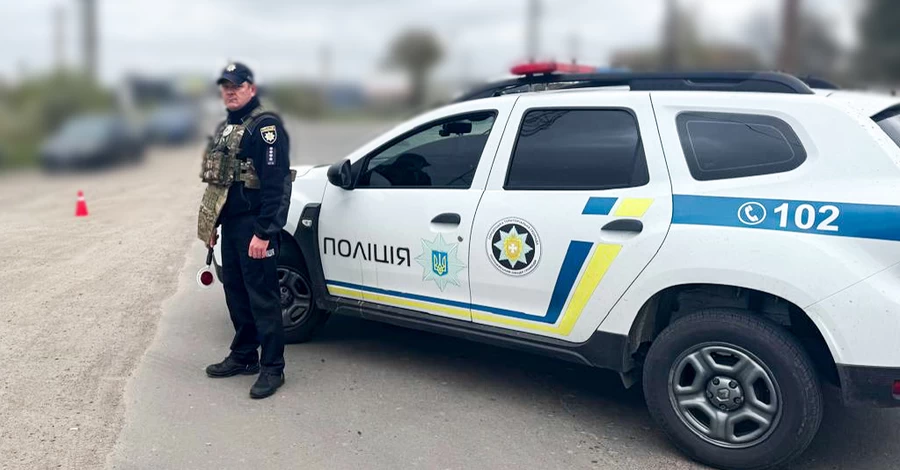 В Сумах мужчина взорвался на гранате у остановки