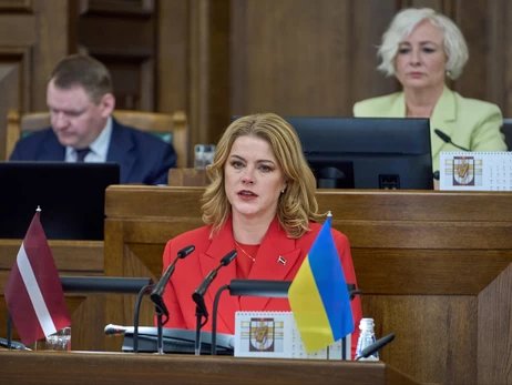Прем'єр-міністр Латвії подала у відставку через два дрони, що залетіли до країни