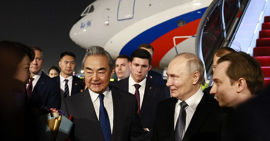 Путин прибыл в Пекин на переговоры с Си Цзиньпином
