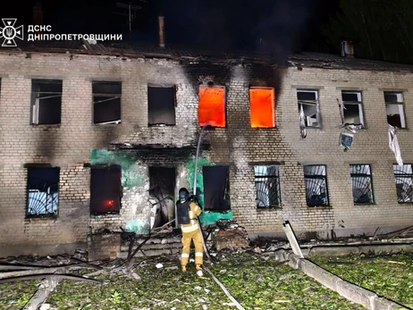 Під Краматорськом РФ вдарила по пожежниках, а у Полтаві - по адмінбудівлі