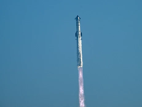 SpaceX випробувала найбільшу і найпотужнішу у світі ракету Starship
