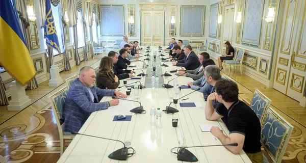 Наступні шість місяців мають стати періодом стабілізації України, — Арахамія за підсумками засідання фракції