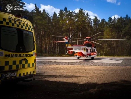 Авіація ДСНС вперше за час повномасштабної війни піднялася в небо, щоб врятувати 8-місячну дитину