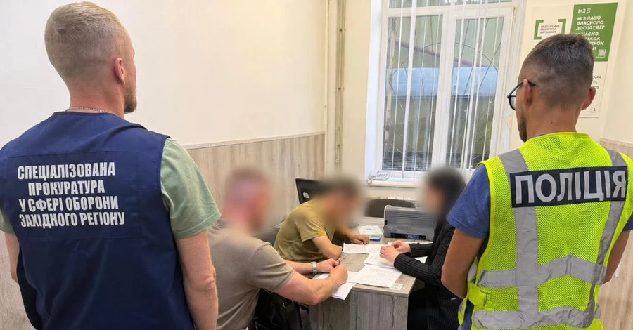 В Тернополе военный ТЦК избил мобилизованного – пострадавший в больнице