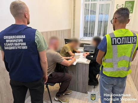 В Тернополе военный ТЦК избил мобилизованного – пострадавший в больнице