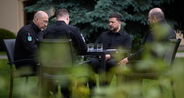 Зеленський на спецнараді визначив ключові напрями подальших дій України 