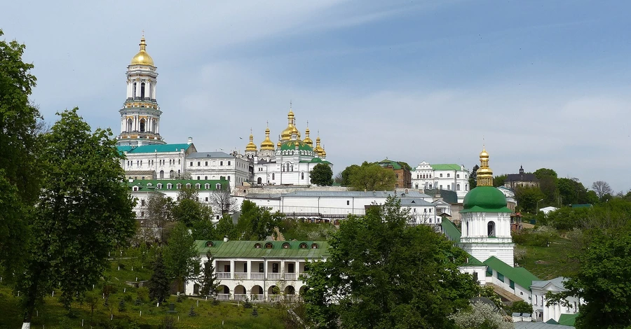 Кияни відзначають День міста – українській столиці сьогодні виповнюється 1544 роки