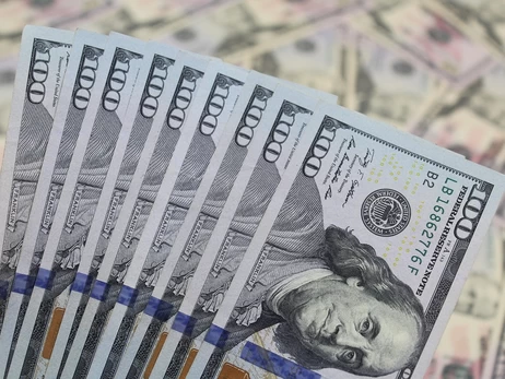 У вівторок курс долара до гривні встановить новий історичний рекорд