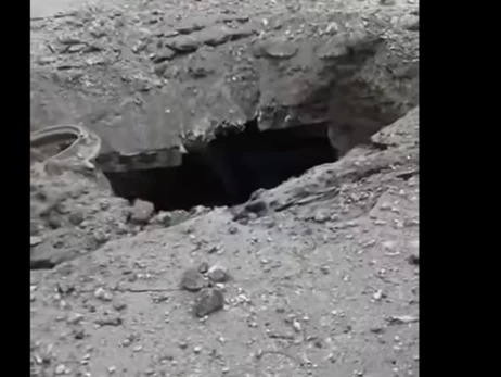 Из-за российской ночной атаки на Киев в третий раз повреждена киностудия Довженко