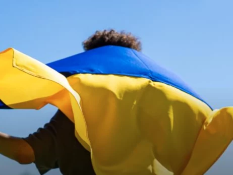 Україна спростила повернення молоді з окупованих територій - паспорт можна оформити в п'яти країнах