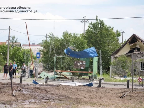 Під Запоріжжям РФ атакувала зупинку громадського транспорту, загинули троє людей