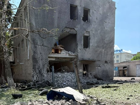 Росіяни скинули три авіабомби на Слов’янськ - 7 поранених, серед них неповнолітня