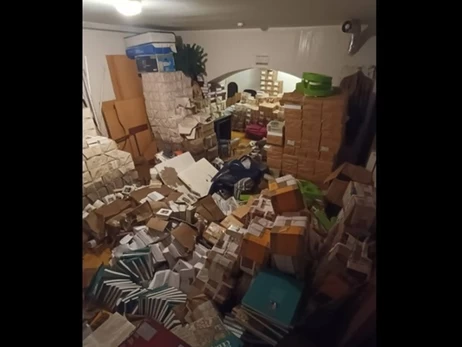 У Києві через прорив теплотраси затопило склад видавництва «Смолоскип» - багато книжок знищені