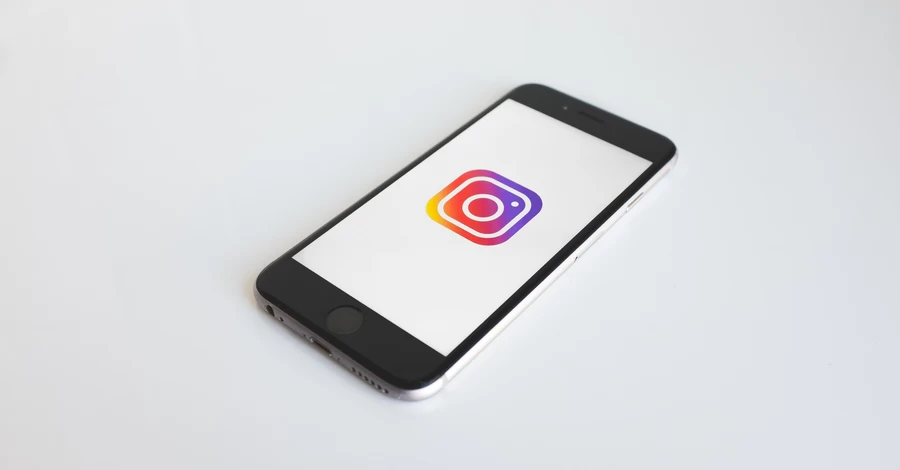 Украинцев предупреждают о новой мошеннической схеме в Instagram