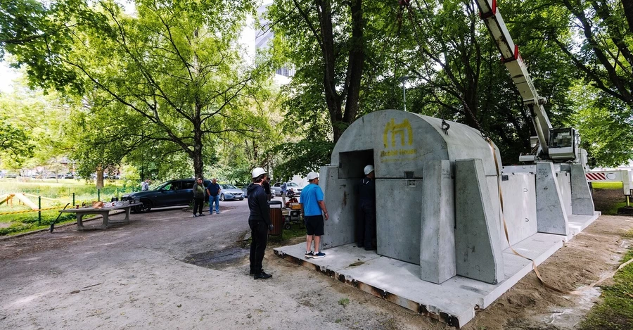 У Таллінні спорудили перше модульне укриття на випадок повітряної загрози