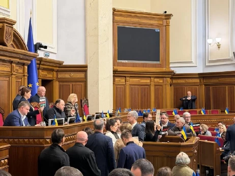 Рада збереться на термінове засідання, щоб розблокувати рекордний оборонний бюджет