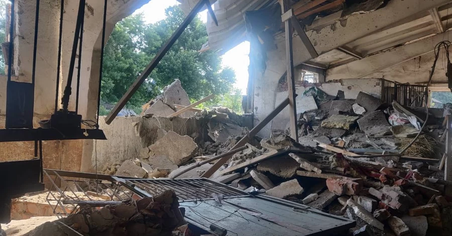 На Сумщині РФ вдарила по кінноспортивній школі - загинули тварини