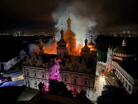 У Києво-Печерській лаврі опублікували відео перших секунд атаки РФ на Успенський собор