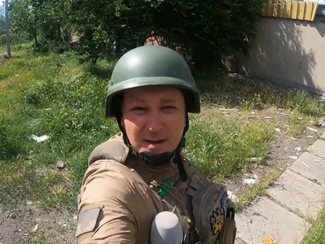 На Донеччині авто журналістів підірвалося на російській міні