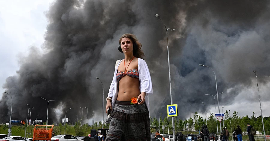 Нелякана Москва: війна добралася за МКАД, а влада радить вимкнути світло