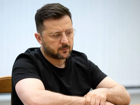 Зеленський дав Лукашенку тиждень на демонтаж ретрансляторів для дронів - 