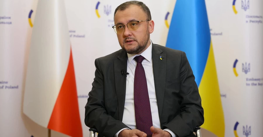 Посол України Боднар також повертає свій орден Польщі