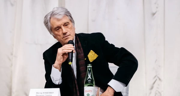  Ющенко також відмовився від ордена Білого Орла на знак солідарності із Зеленським 