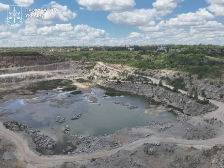 На Кіровоградщині викрили схему незаконного видобутку граніту на понад мільярд гривен 