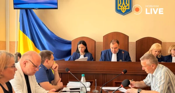 У Львові поновилися засідання у справі про вбивство Парубія: до суду прийшла родина політика