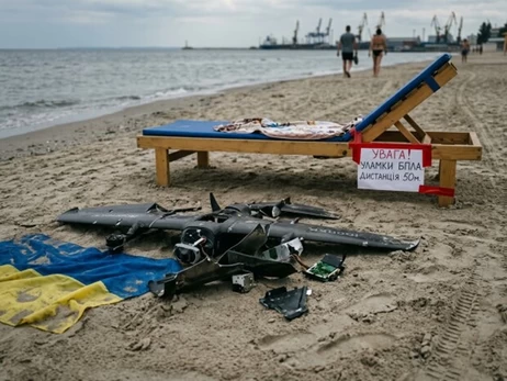 Пляж, на якому загинула жінка внаслідок поранення уламком дрона, не був офіційно відкритим, - в.о. мера Одеси