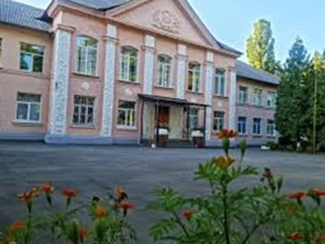 На Тернопільщині розпочали перевірку через танець випускників під російськомовну пісню MONATIK 