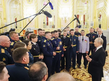 Військові запитали Путіна, чи не створює лист Зеленського передумов до переговорів