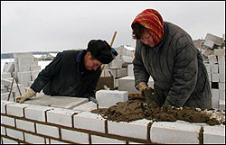 На Новый год в Украину вернётся 200 тысяч уволенных заробитчан 