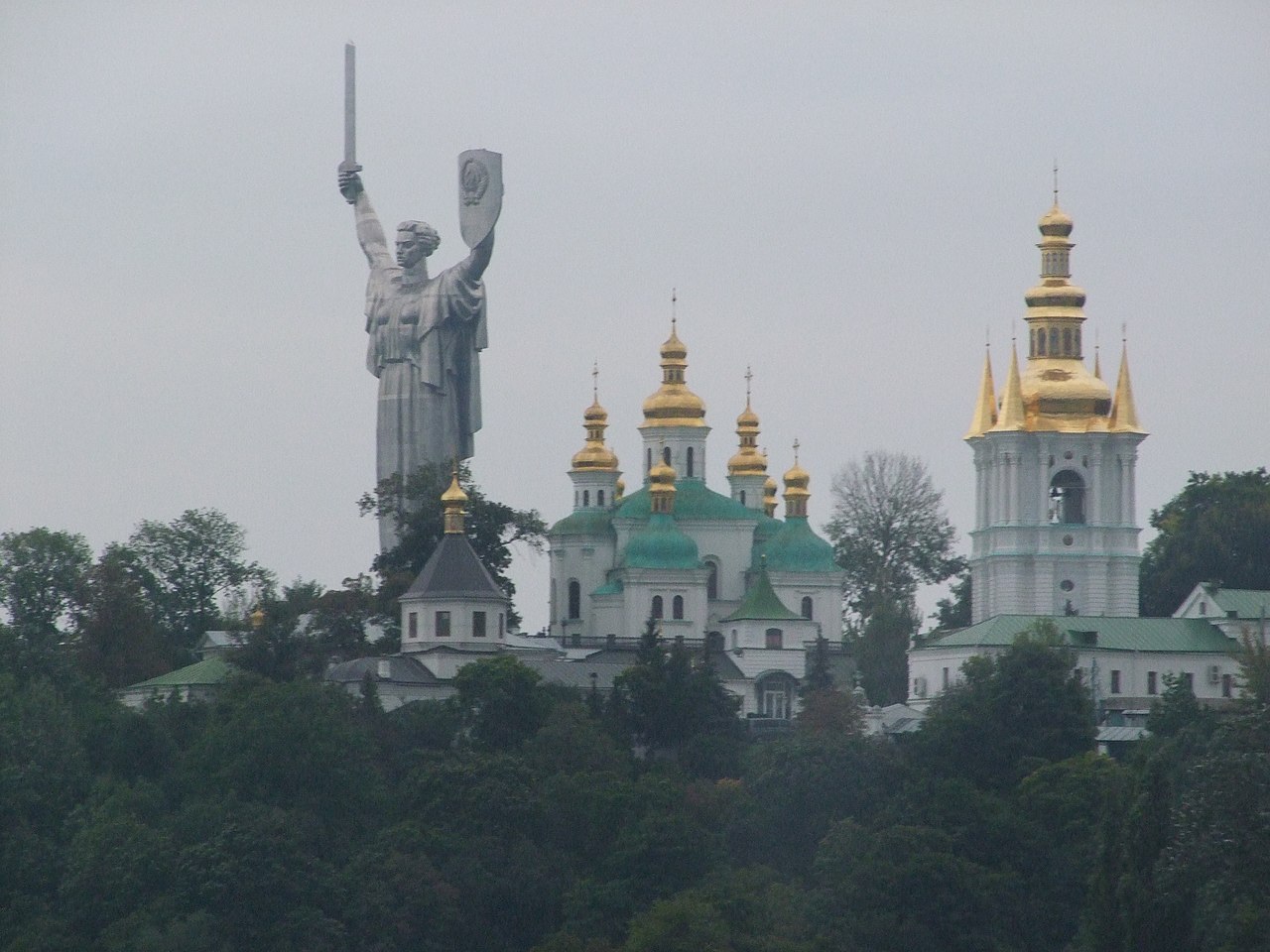 Монумент 