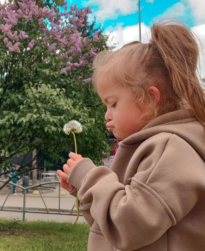 Мама Лизы Ирина находится в реанимации. Фото: instagram.com/l.i.z.i.love/?igshid=YmMyMTA2M2Y%3D