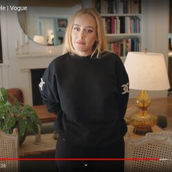 Кадр из видео Vogue.