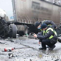 На месте работают полиция и спасатели. Фото: cn.npu.gov.ua