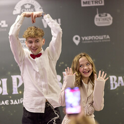 Юні суперзірки, Артем Котенко та Анастасія Димид, які представляла Україну на дитячому «Євробаченні». Фото надано 1+1