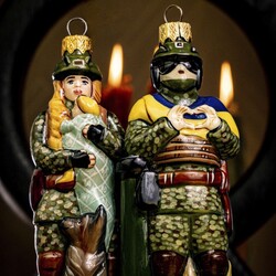 «Захисник» та «Захисниця» з минулого року досі у запитах. Фото: надане Мариною Гукасовою